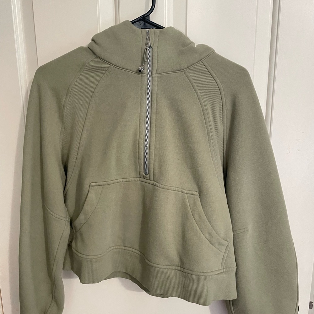 LULULEMON SCUBA OVERSIZED HALF ZIP IN ROSEMARY GREEN (RARE)